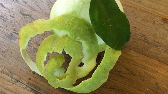 Dưỡng tóc bằng bưởi tại nhà